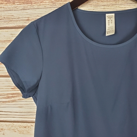 SPANX Womens Size XS Navy Blue Yes Pleats Tee Short Sleeve Top - Picture 4 of 10
